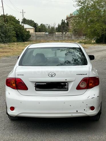Toyota Corolla 2010, 380,000 km - 1.4 l - Yevlax