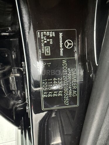 Mercedes E 220 2014, 262,800 km - 2.1 l - Bakı