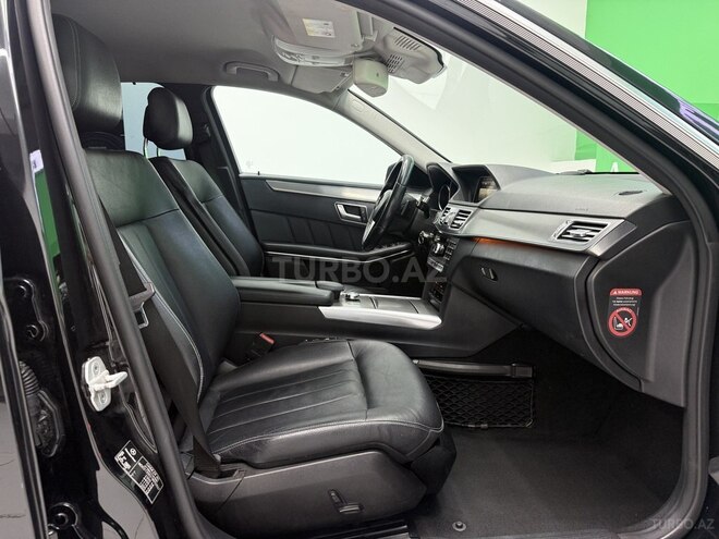 Mercedes E 220 2014, 262,800 km - 2.1 l - Bakı
