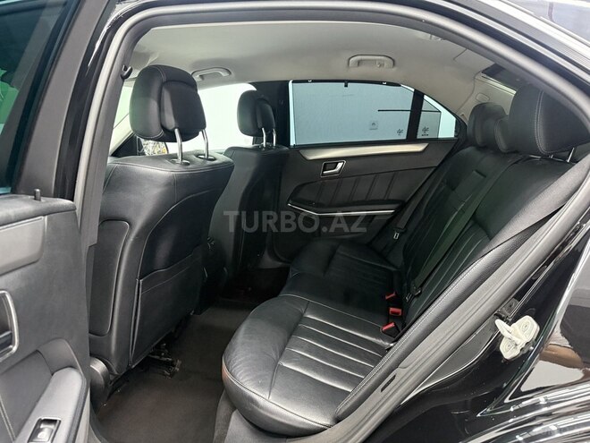 Mercedes E 220 2014, 262,800 km - 2.1 l - Bakı