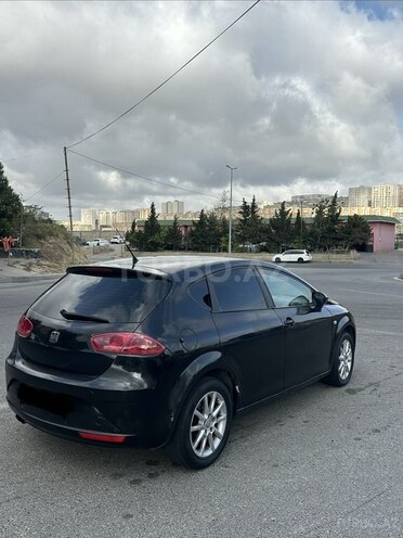 SEAT Leon 2011, 260,000 km - 2.0 l - Bakı