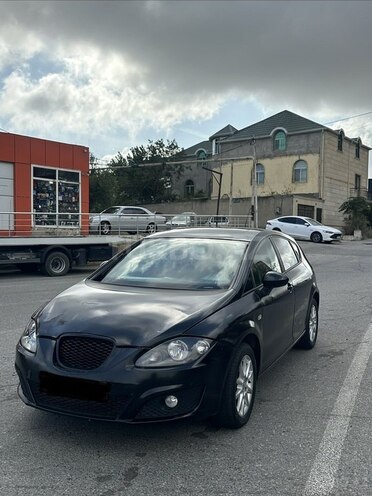SEAT Leon 2011, 260,000 km - 2.0 l - Bakı
