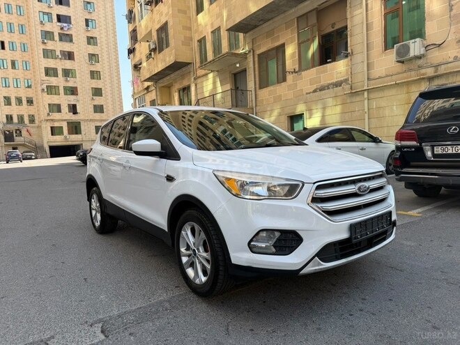 Ford Escape 2019, 177,000 km - 1.5 l - Bakı