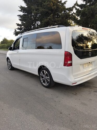 Mercedes  2017, 294,000 km - 2.1 l - Bakı