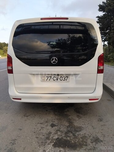 Mercedes  2017, 294,000 km - 2.1 l - Bakı