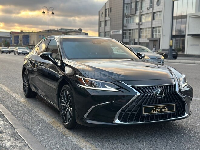 Lexus ES 300h 2024, 22,390 km - 2.5 l - Bakı