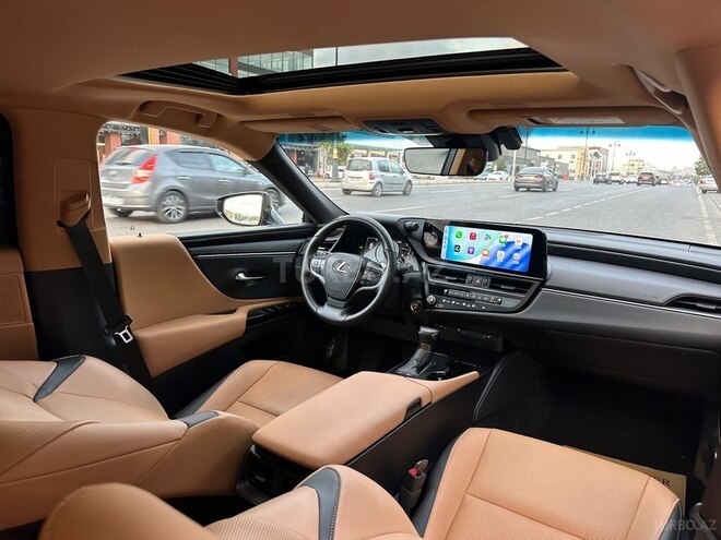 Lexus ES 300h 2024, 22,390 km - 2.5 l - Bakı