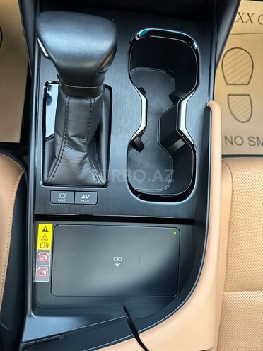 Lexus ES 300h 2024, 22,390 km - 2.5 l - Bakı