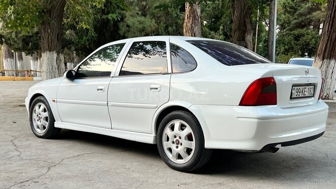 Opel Vectra 1999, 238,500 km - 1.8 l - Sumqayıt