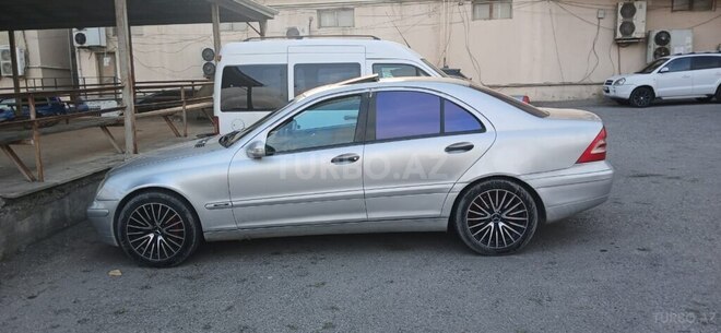 Mercedes C 200 2001, 345,000 km - 2.0 л - Bakı