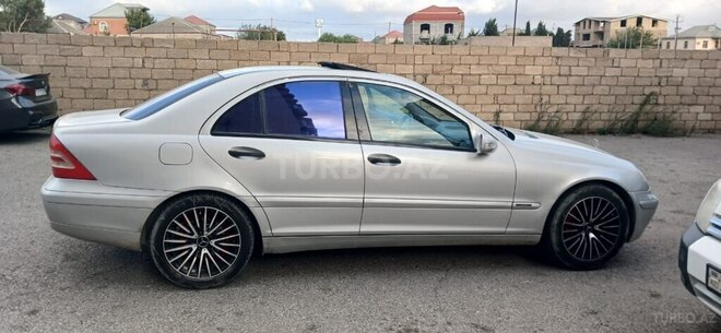 Mercedes C 200 2001, 345,000 km - 2.0 л - Bakı