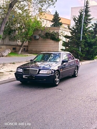 Mercedes C 200 1997, 330,000 km - 2.2 l - Bakı