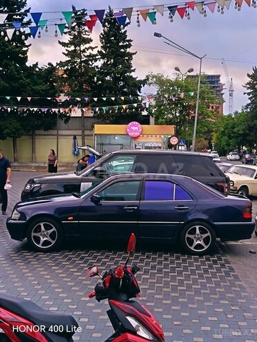 Mercedes C 200 1997, 330,000 km - 2.2 l - Bakı