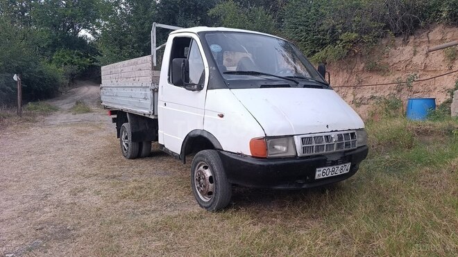 GAZ  1998, 250,000 km - 2.4 l - Tovuz