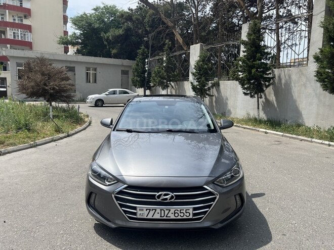 Hyundai Elantra 2018, 140,000 km - 2.0 л - Bakı