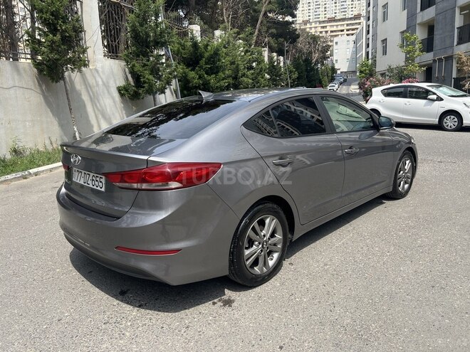Hyundai Elantra 2018, 140,000 km - 2.0 л - Bakı