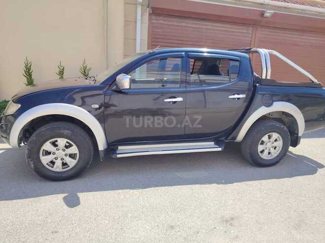 Mitsubishi L200 2011, 760,000 km - 2.5 l - Bakı