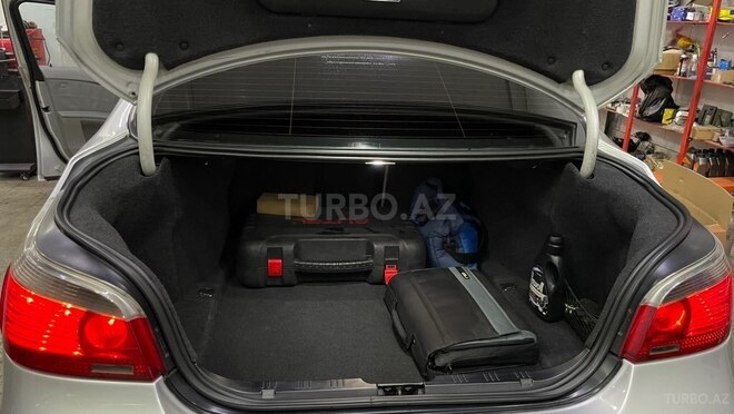 BMW 525 2004, 254,000 km - 2.5 l - Astara