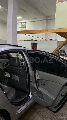 BMW 525 2004, 254,000 km - 2.5 l - Astara