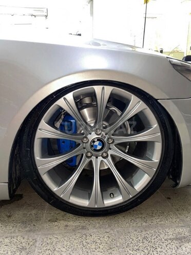 BMW 525 2004, 254,000 km - 2.5 l - Astara