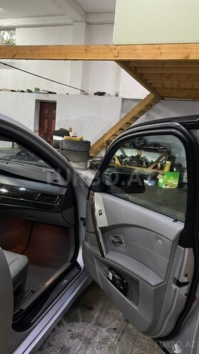 BMW 525 2004, 254,000 km - 2.5 l - Astara