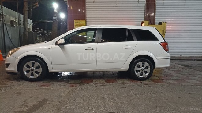 Opel Astra 2009, 560,000 km - 1.4 l - Bakı