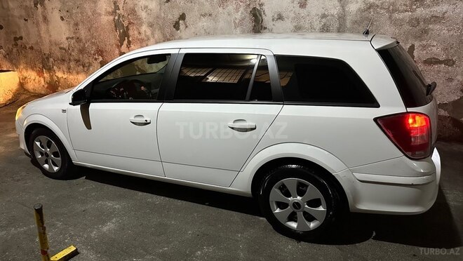 Opel Astra 2009, 560,000 km - 1.4 l - Bakı