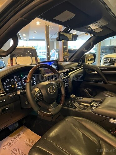 Lexus LX 570 2016, 220,000 km - 5.7 л - Bakı