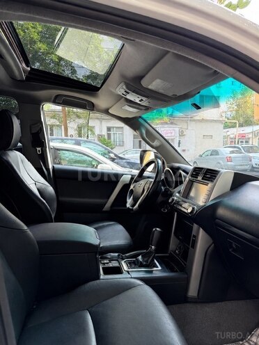 Toyota Land Cruiser Prado 2012, 180,000 km - 2.7 л - Bakı
