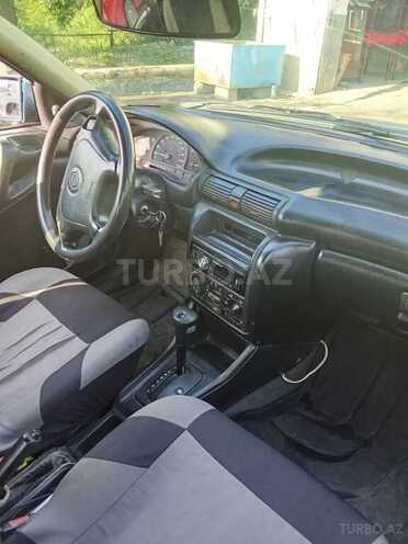 Opel Astra 1994, 490,000 km - 1.6 l - Qax