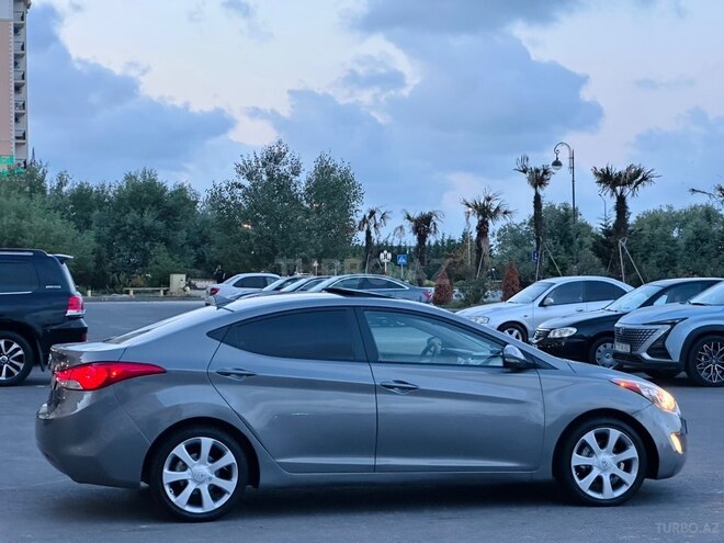 Hyundai Elantra 2012, 178,000 km - 1.8 л - Sumqayıt