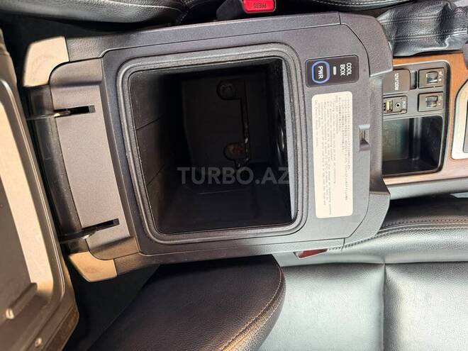 Toyota Land Cruiser Prado 2012, 155,000 km - 2.7 л - Şəmkir