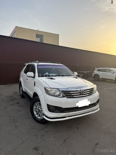 Toyota Fortuner 2011, 304,266 km - 2.7 л - Bakı