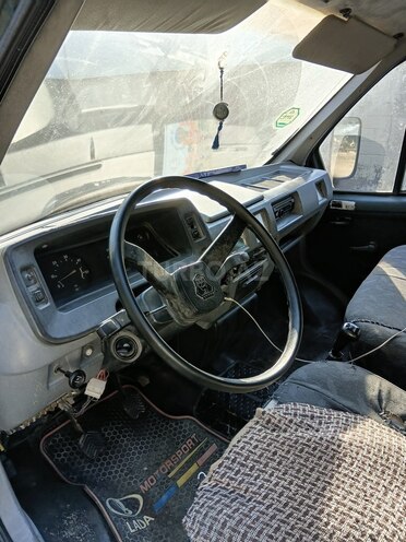 GAZ 33021 1999, 100,000 km - 2.5 л - Salyan