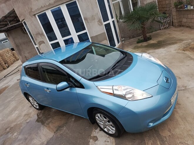 Nissan Leaf 2015, 139,000 km - 0.0 l - Şirvan