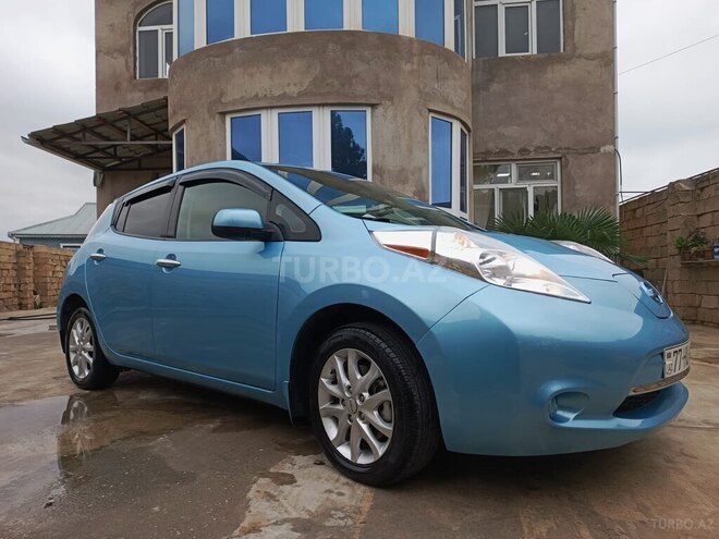 Nissan Leaf 2015, 139,000 km - 0.0 l - Şirvan