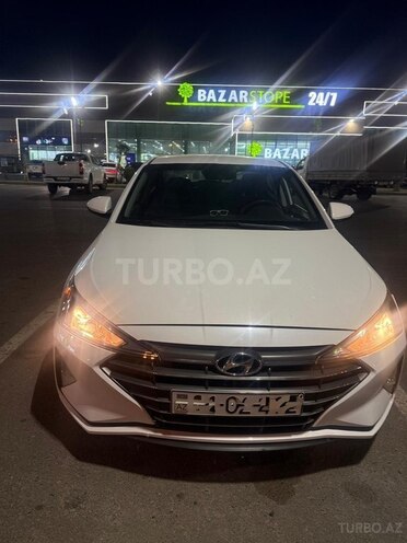 Hyundai Elantra 2019, 103,000 km - 2.0 l - Bakı