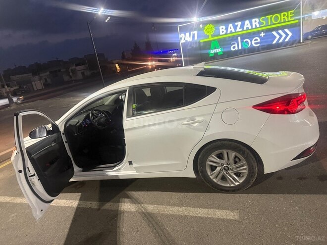 Hyundai Elantra 2019, 103,000 km - 2.0 l - Bakı