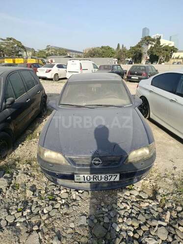 Opel Vectra 1996, 335,000 km - 2.0 l - Bakı