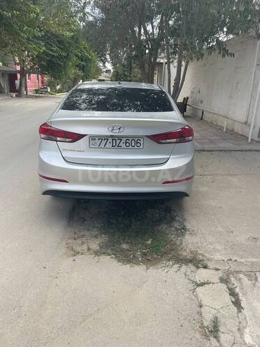 Hyundai Elantra 2017, 170,066 km - 2.0 л - Salyan