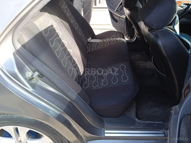 Mercedes E 280 4MATIC 1997, 230,000 km - 2.8 l - Şirvan