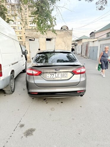 Ford Fusion (North America) 2013, 180,000 km - 2.0 l - Bakı