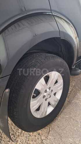 Nissan Pathfinder 2007, 520,000 km - 2.5 l - Bakı
