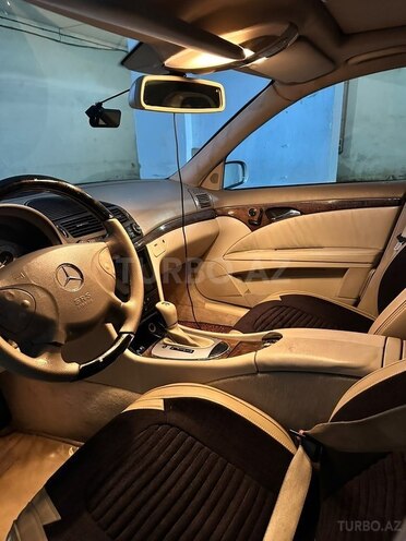 Mercedes E 240 2004, 297,000 km - 2.6 l - Bakı