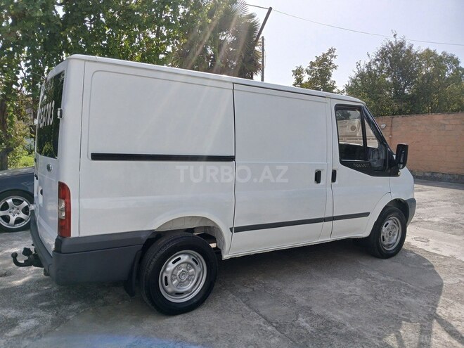 Ford Transit 2008, 344,000 km - 2.4 л - Ucar