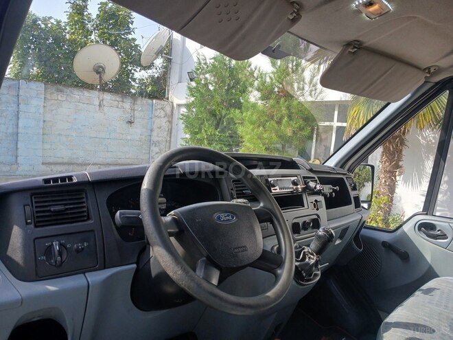 Ford Transit 2008, 344,000 km - 2.4 л - Ucar
