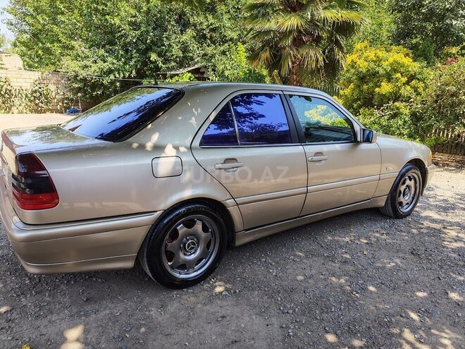 Mercedes C 180 1993, 582,000 km - 1.8 л - Füzuli