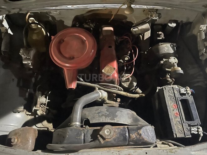 GAZ 24 1979, 75,000 km - 2.5 l - Salyan
