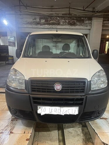 Fiat Doblo 2014, 240,500 km - 1.4 l - Bakı