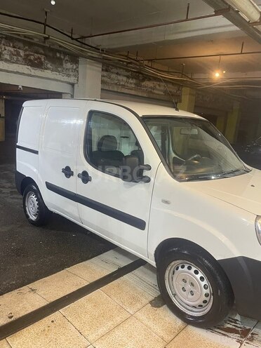 Fiat Doblo 2014, 240,500 km - 1.4 l - Bakı